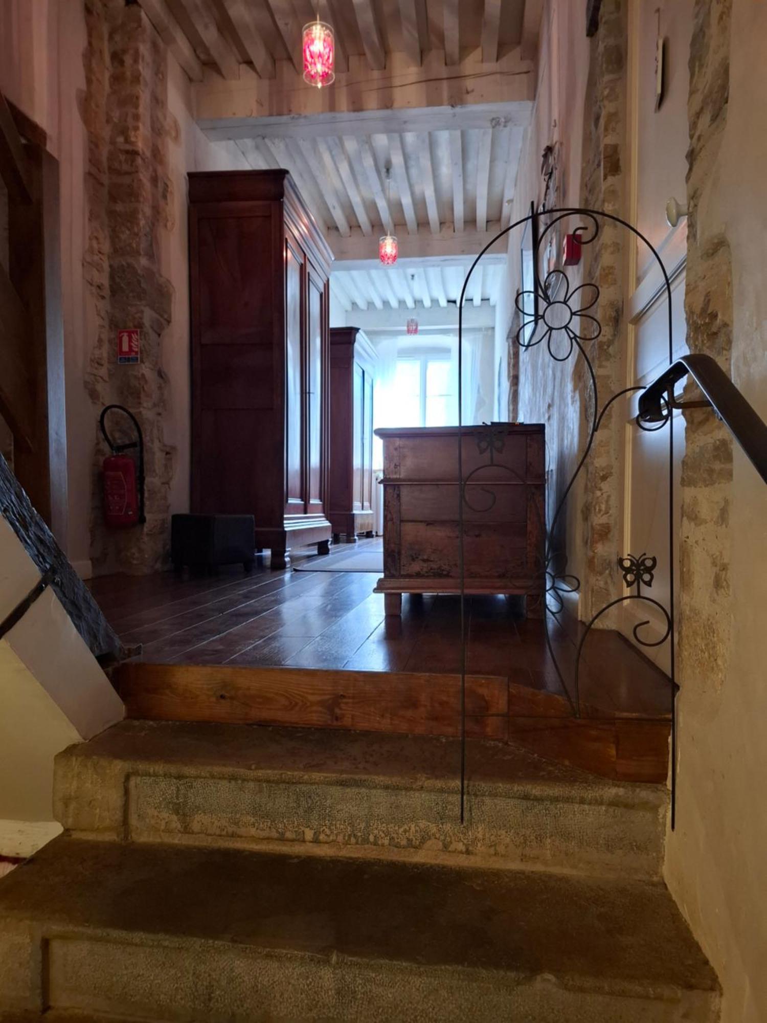Maison D'Eusebia Château-Chalon エクステリア 写真